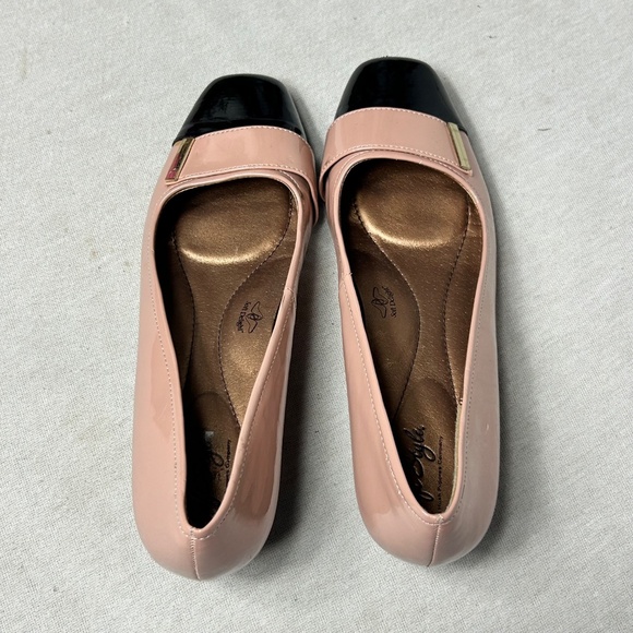 Soft Style Women’s Size 10 Blush Black Heel Flats B - Picture 4 of 6